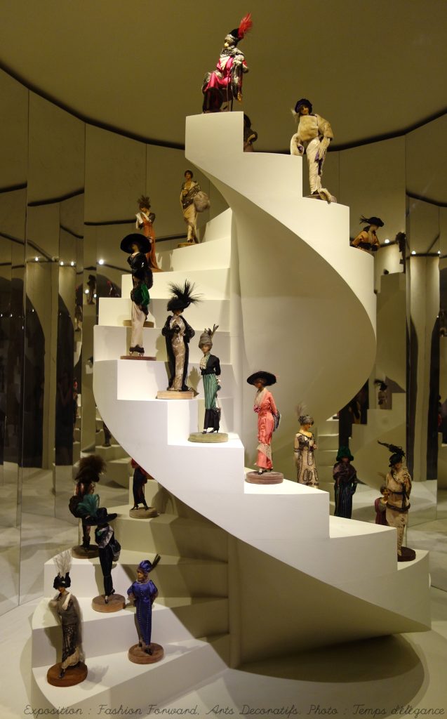 05 Dolls